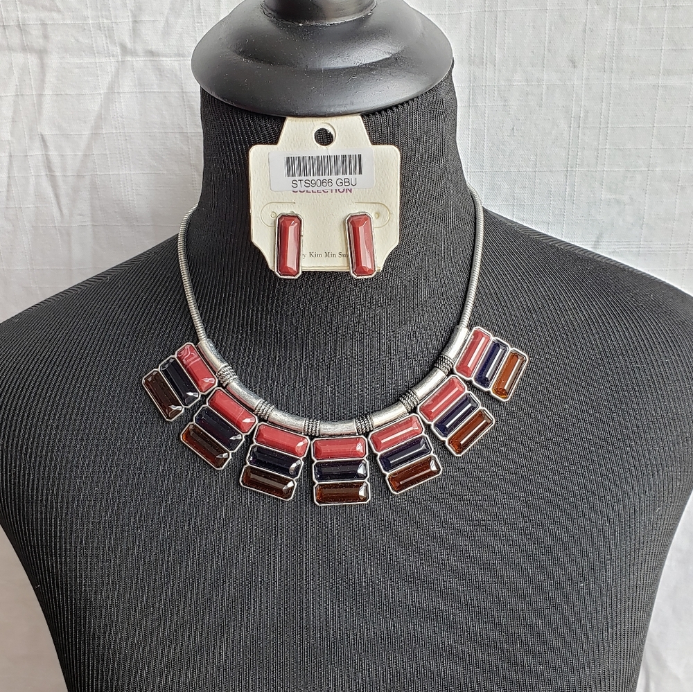 Mia Collection Earring, Necklace Set, Gold Tone